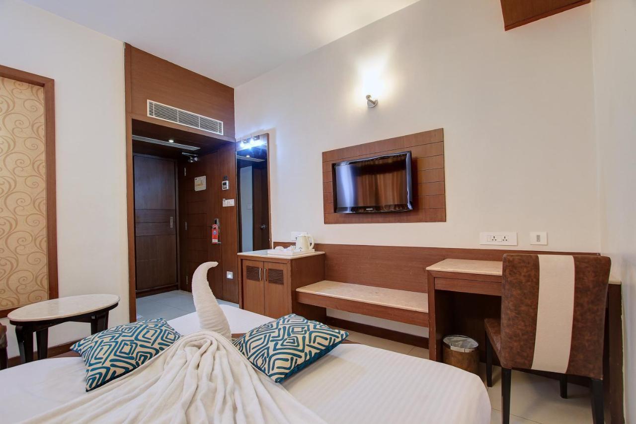 Hotel Prince Gardens Coimbatore Eksteriør bilde