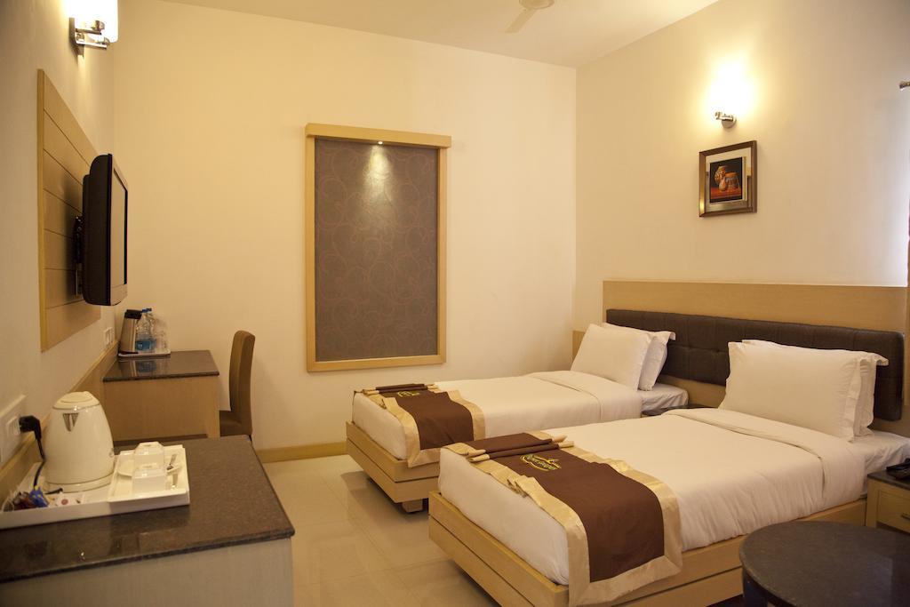 Hotel Prince Gardens Coimbatore Eksteriør bilde