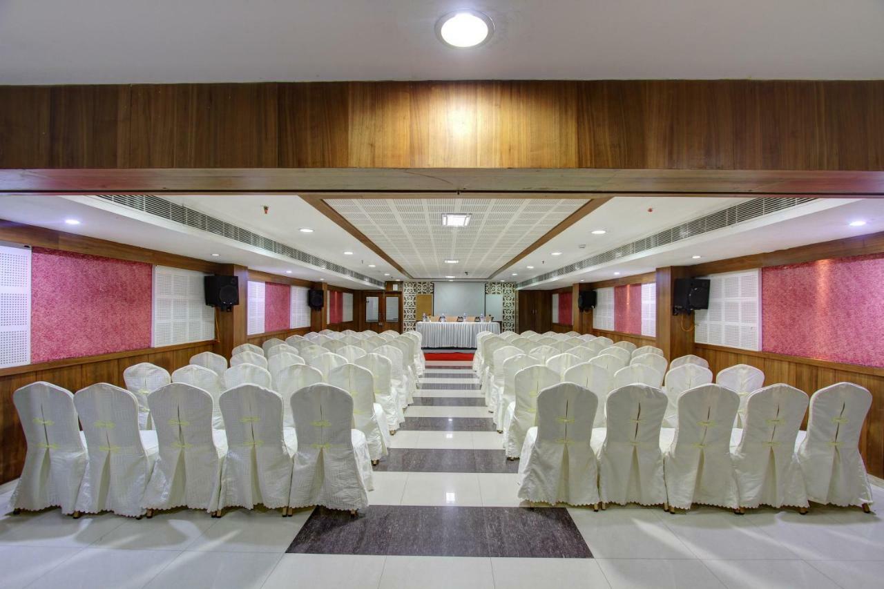 Hotel Prince Gardens Coimbatore Eksteriør bilde